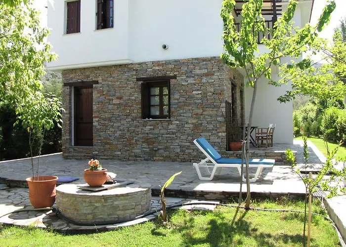 El Villa Pelion
